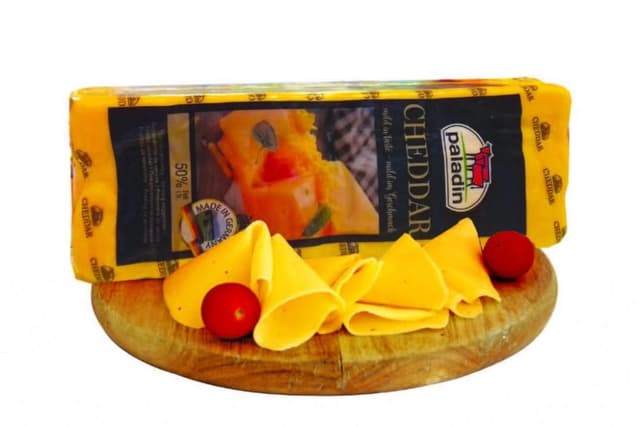 Sir cheddar 1 kg