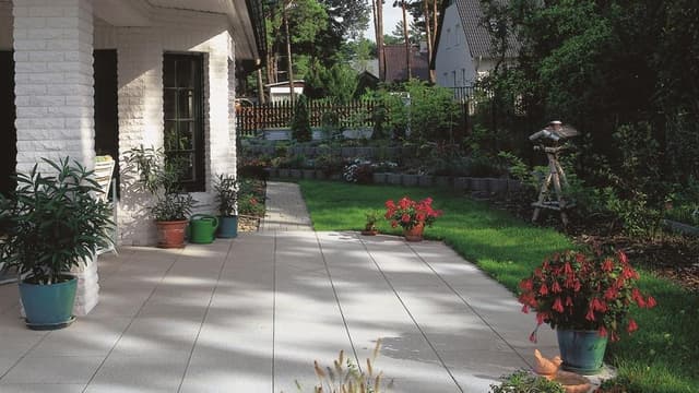 Vrtna ploča d 60 x š 30 x deb. 3,8 cm