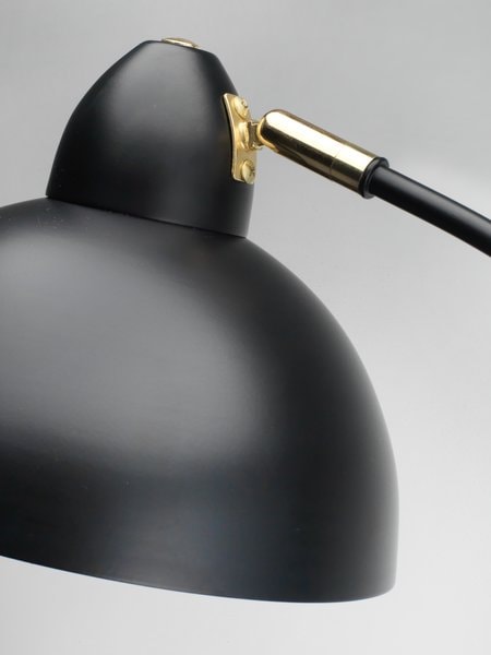 Podna lampa