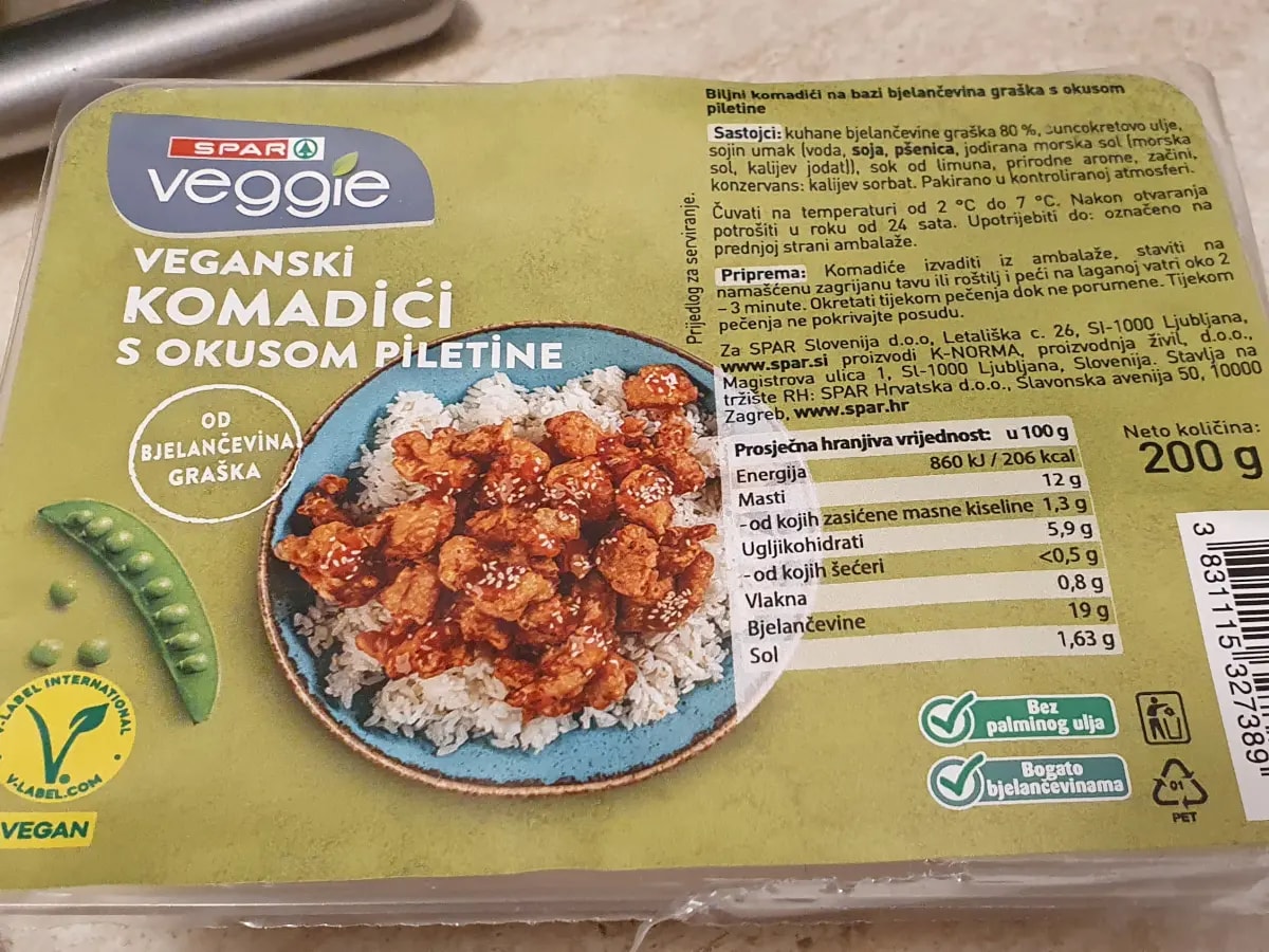 Komadići okus piletine 200 g
