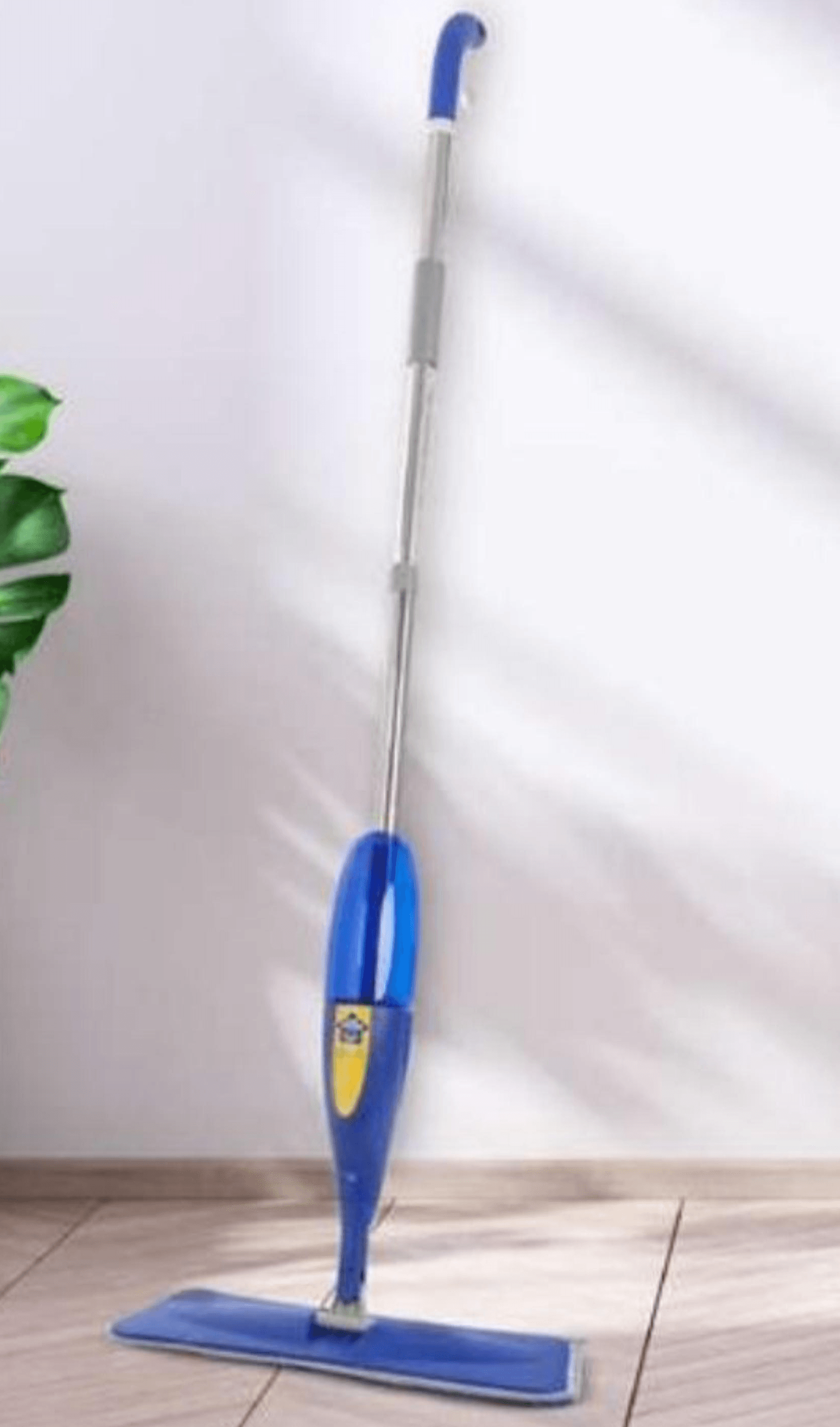 Spray mop