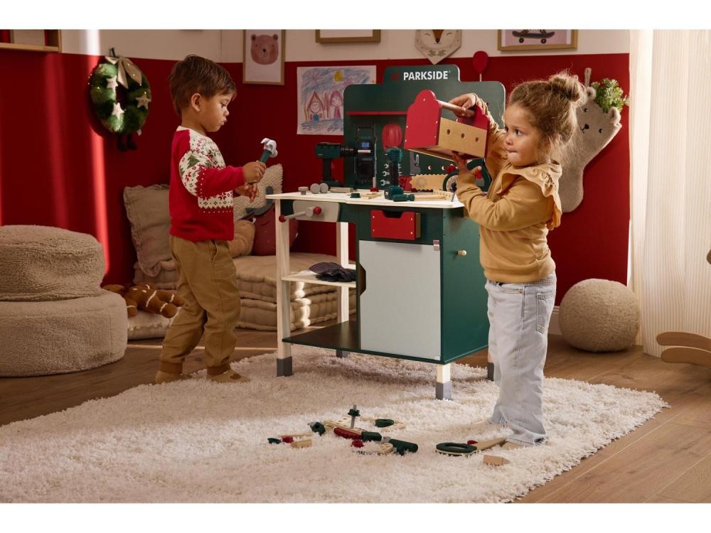 Dječji drveni radni stol