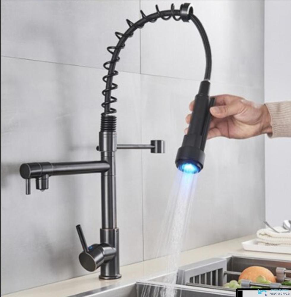 LED kuhinjska mješalica