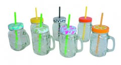 Vrčić s poklopcem i slamkom 500 ml
